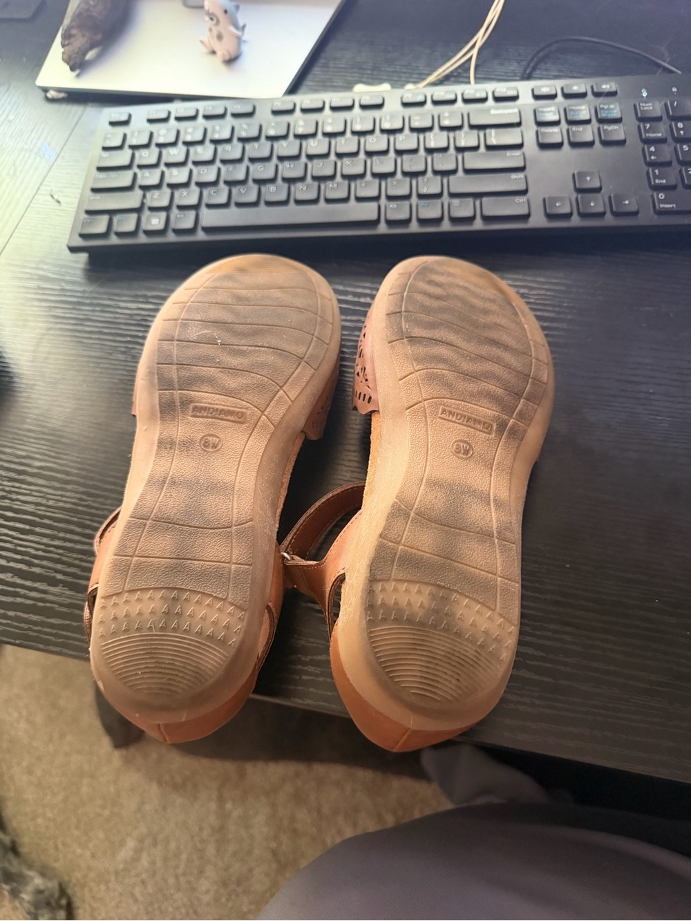 Brown Laser-Cut Mary Jane Flats size 8W - Picture 4 of 5
